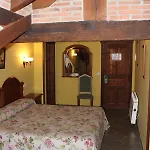 Bed & Breakfast La Venta De 3*
