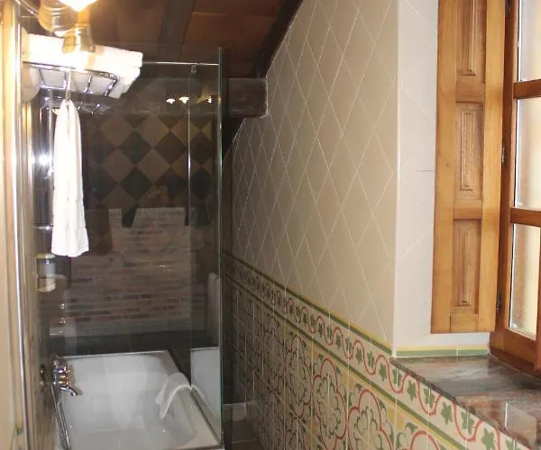 La Venta De Bed & Breakfast Quijas