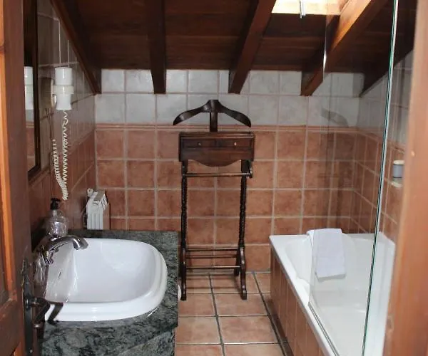 Bed & Breakfast La Venta De 3*